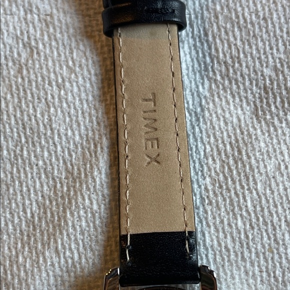 Timex Silver and Black Leather Watch - Picture 5 of 7